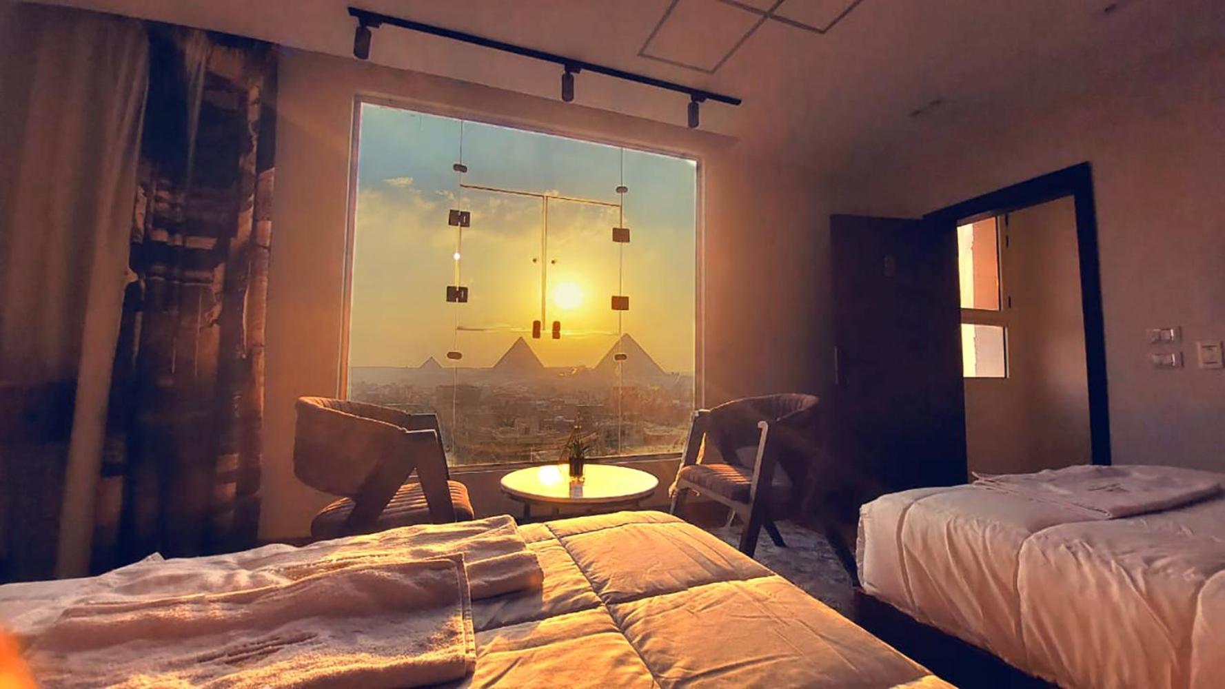 Pyramids Skyline Hotel Cairo Kafrat al Jabal Bagian luar foto